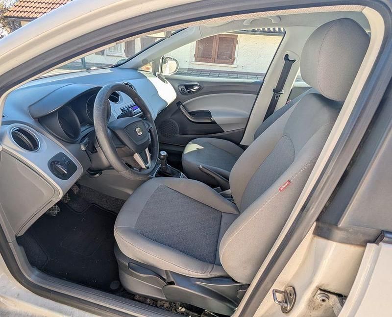 Gebraucht Seat Ibiza 86 PS (63 kW) 2009 Weiß Limousine