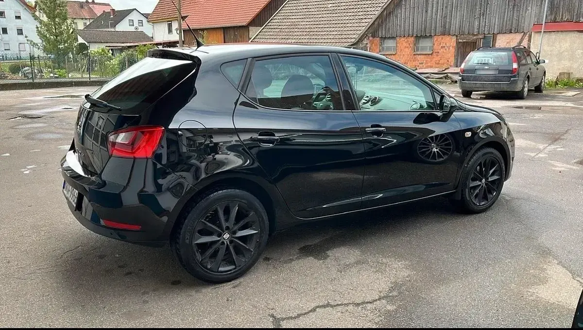 Gebraucht Seat Ibiza 95 PS (69 kW) 2016 Schwarz Kleinwagen