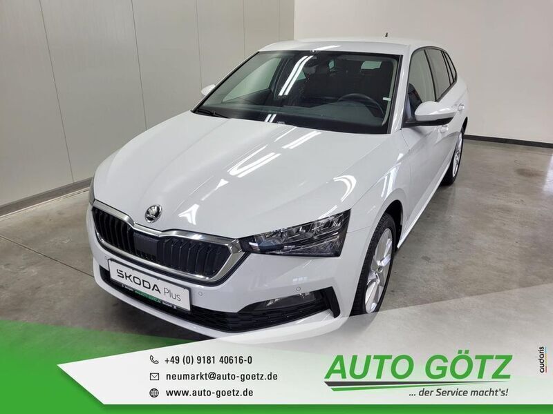 Moonweiss metallic (metallic) Gebraucht 2024 Skoda Scala Style Kleinwagen | 21.890 € (Guter Preis) - Bild 1/4