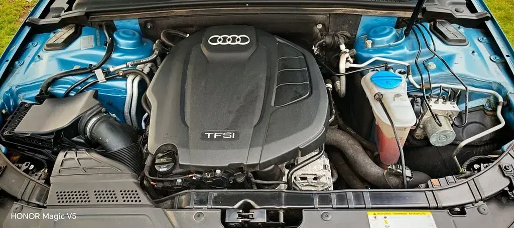 Używany Audi A4 Ambiente 224 KM (164 kW) 2015 Niebieski Sedan/Limuzyna