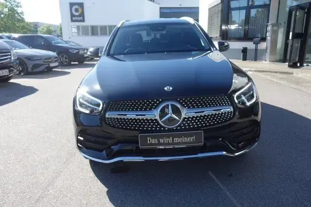 Gebraucht Mercedes GLC200 AMG line 197 PS (144 kW) 2020 Obsidianschwarz SUV
