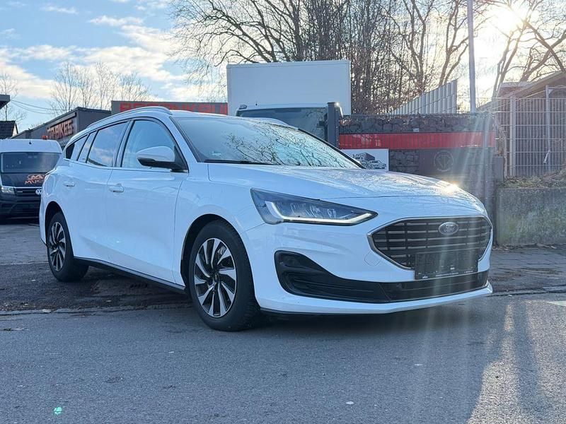 Gebraucht Ford Focus Titanium X 116 PS (85 kW) 2023 Weiß Limousine
