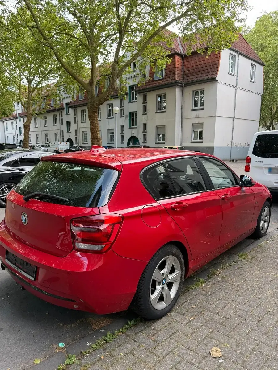 Gebraucht BMW 116 136 PS (100 kW) 2012 Rot Kleinwagen