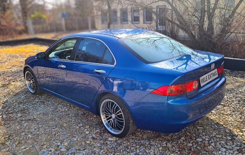 Gebraucht Honda Accord 156 PS (114 kW) 2003 Blau Limousine