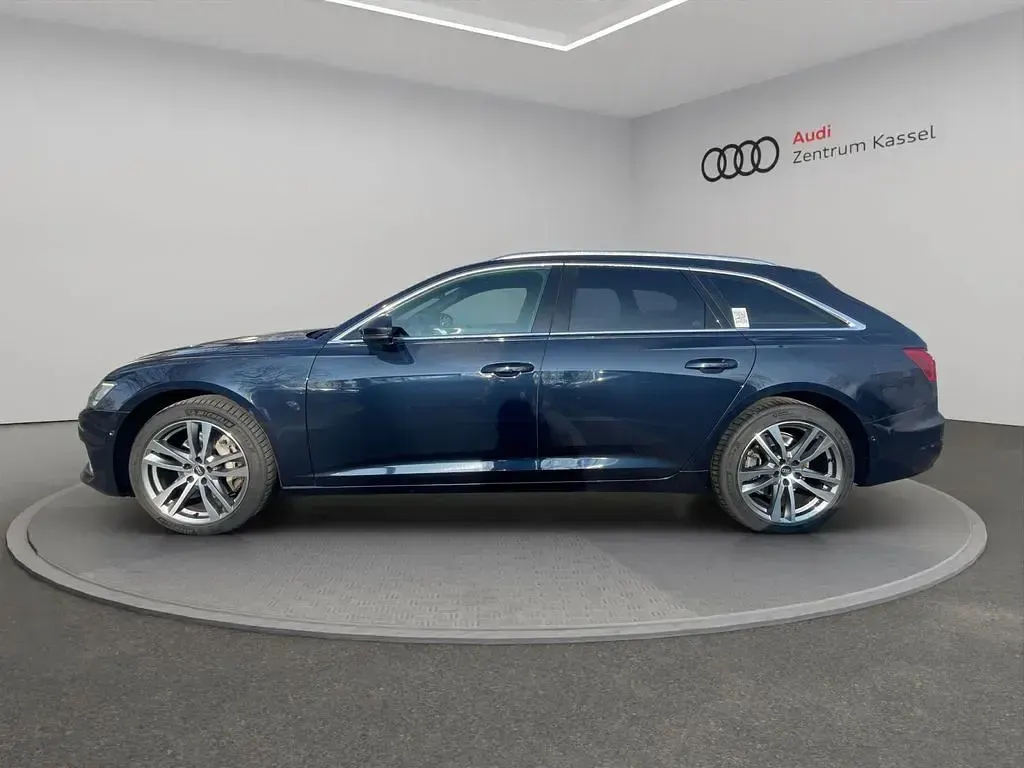Gebraucht Audi A6 S-Line 286 PS (210 kW) 2022 Firmamentblau metallic Kombi