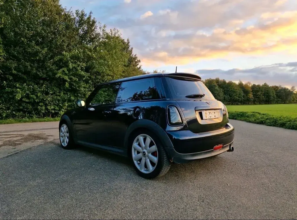 Gebraucht Mini Cooper 120 PS (88 kW) 2007 Schwarz Kleinwagen