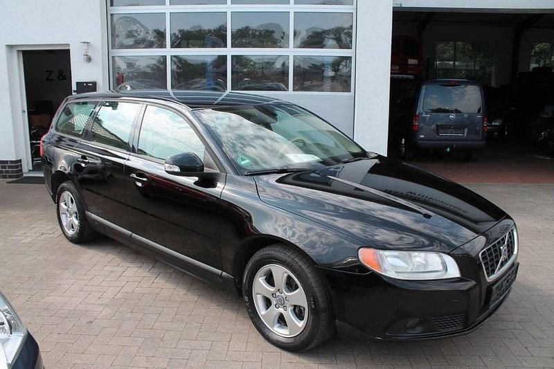 Gebraucht Volvo V70 Kinetic 163 PS (119 kW) 2007 Schwarz Kombi