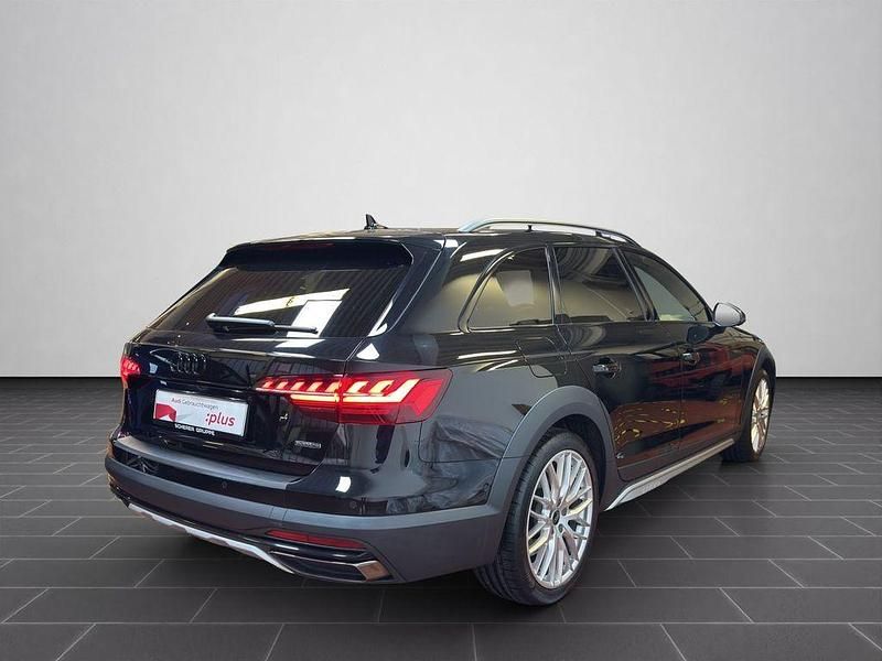 Gebraucht Audi A4 Allroad Advanced 204 PS (150 kW) 2023 Mythosschwarz metallic (metallic) Kombi