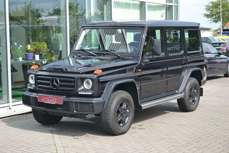 Schwarz Gebraucht 2017 Mercedes G350 SUV | 89.890 € - Bild 1/4