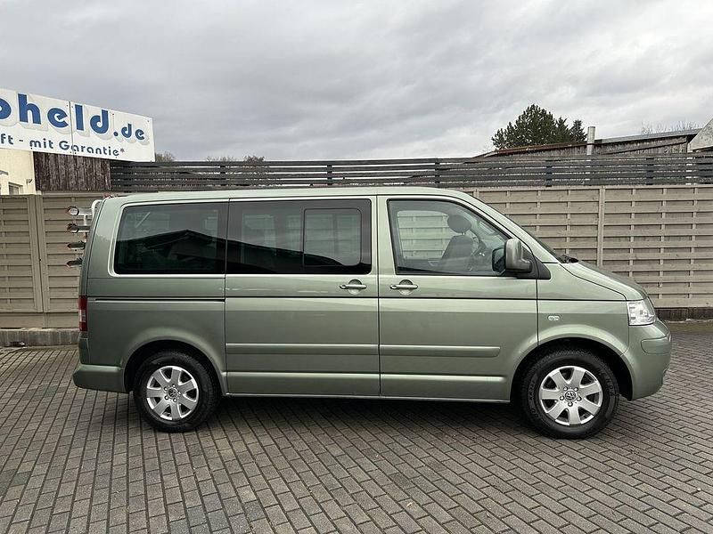 Gebraucht VW Multivan Comfortline 174 PS (127 kW) 2006 Grün Van