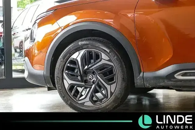 Gebraucht Citroën C4 Shine 131 PS (96 kW) 2021 Orange Limousine