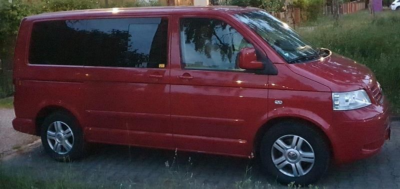 Rot Gebraucht 2005 VW T5 Highline Van | 15.000 € (Guter Preis) - Bild 1/4