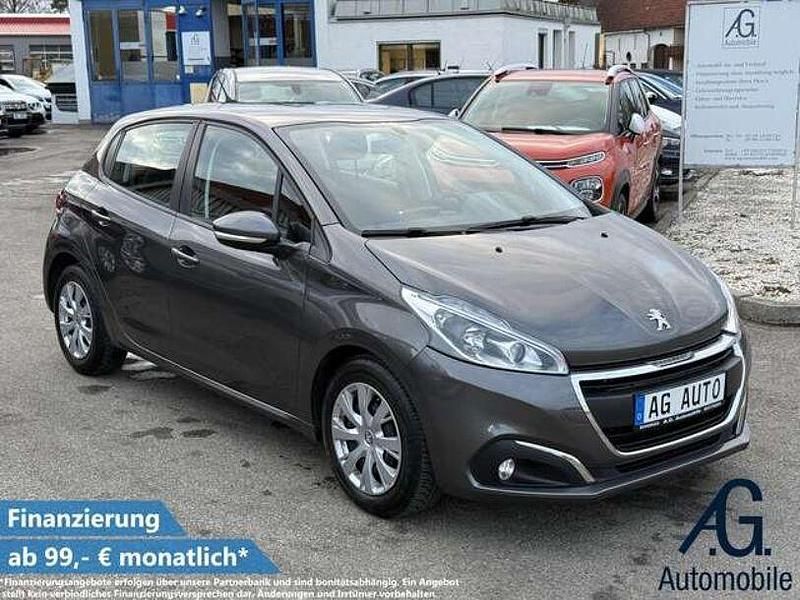 Grau Gebraucht 2019 Peugeot 208 Kleinwagen | 10.400 € (Fairer Preis) - Bild 1/4