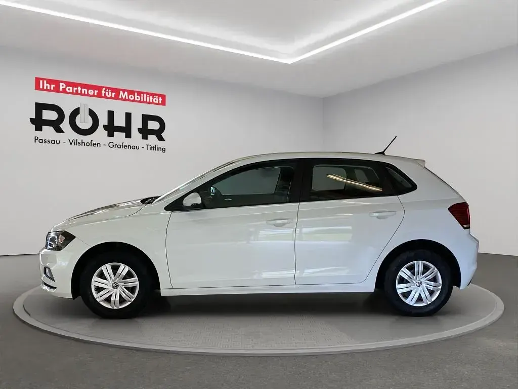 Gebraucht VW Polo Trendline 80 PS (58 kW) 2021 Pure white Kleinwagen