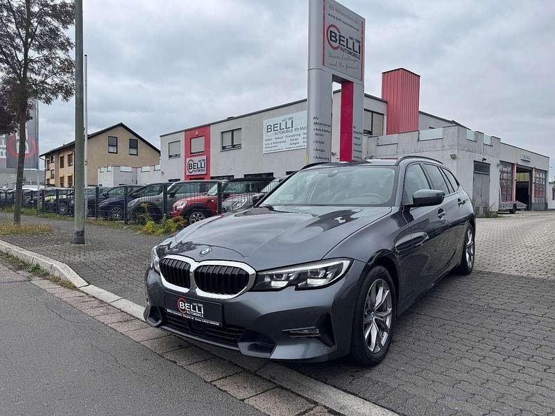 Gebraucht BMW 318 Sport Line 150 PS (110 kW) 2021 Mineralgrau Kombi