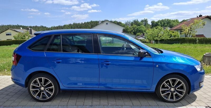 Blau Gebraucht 2015 Skoda Rapid Style Limousine | 9.800 € (Fairer Preis) - Bild 1/4
