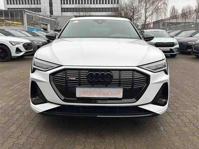 Gebraucht Audi e-tron Black Edition 300 kW (408 PS) 2022 Weiß SUV
