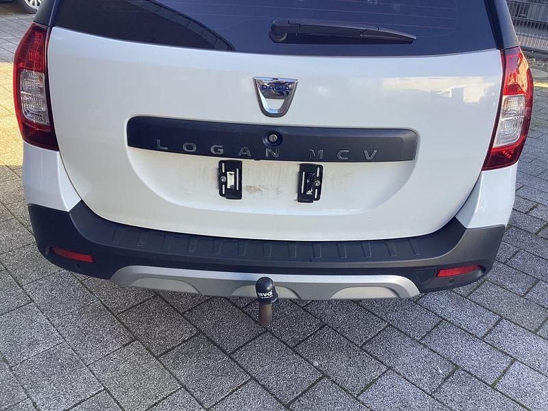 Gebraucht Dacia Logan MCV Stepway 95 PS (69 kW) 2019 Weiß Kombi