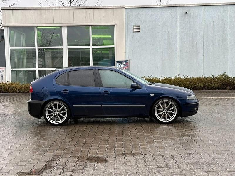 Gebraucht Seat Leon 179 PS (131 kW) 2003 Blau Kleinwagen