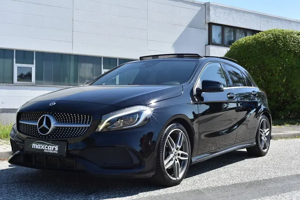 Gebraucht Mercedes A180 AMG line 109 PS (80 kW) 2017 Schwarz Kleinwagen