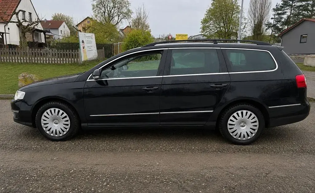 Gebraucht VW Passat 105 PS (77 kW) 2006 Schwarz Kombi