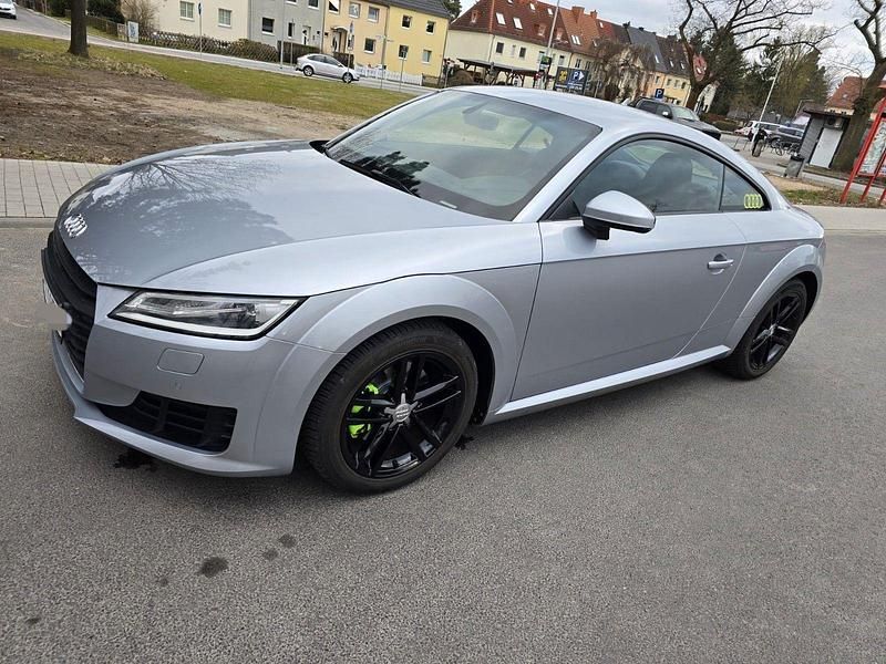 Gebraucht Audi TT Ambiente 179 PS (131 kW) 2016 Silber Coupé