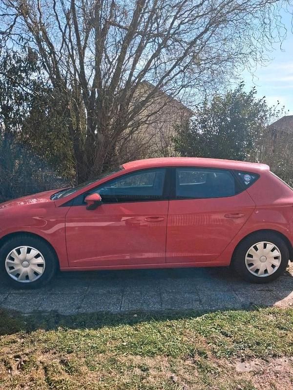 Gebraucht Seat Leon 122 PS (89 kW) 2014 Rot Kleinwagen