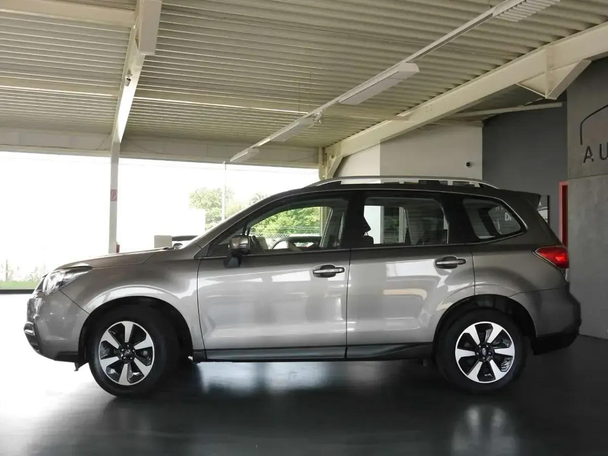 Gebraucht Subaru Forester Exclusive+ 147 PS (108 kW) 2017 Sepia bronze SUV