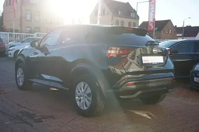 Gebraucht Nissan Juke Acenta 114 PS (83 kW) 2024 Schwarz SUV