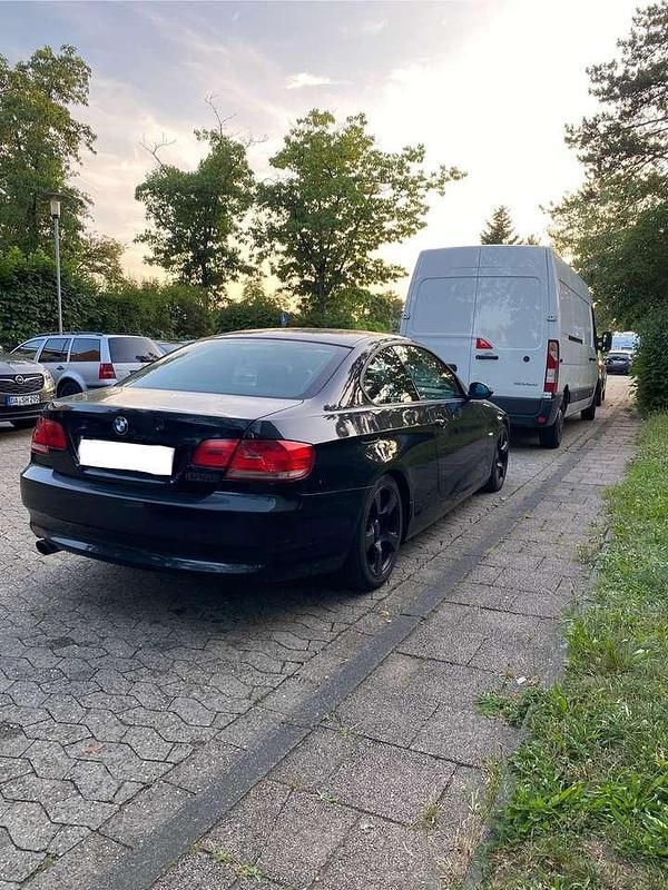 Schwarz Gebraucht 2008 BMW 320 Coupé | 5.500 € (Guter Preis) - Bild 1/4