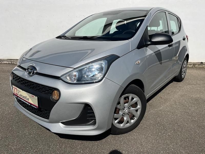 Metallic Gebraucht 2018 Hyundai i10 Classic Kleinwagen | 7.640 € (Fairer Preis) - Bild 1/4