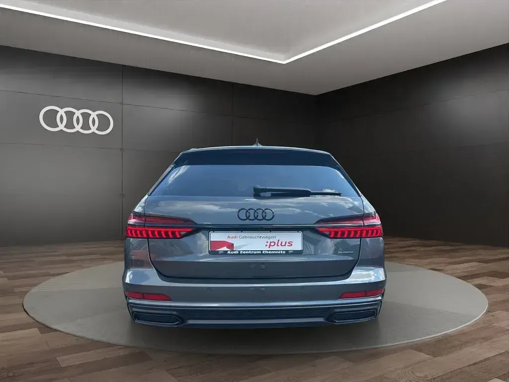 Gebraucht Audi A6 S-Line 367 PS (269 kW) 2023 Grau Kombi