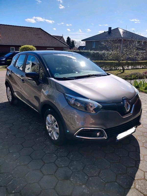 Second-hand Renault Captur 90 CP (66 kW) 2015 Gri SUV