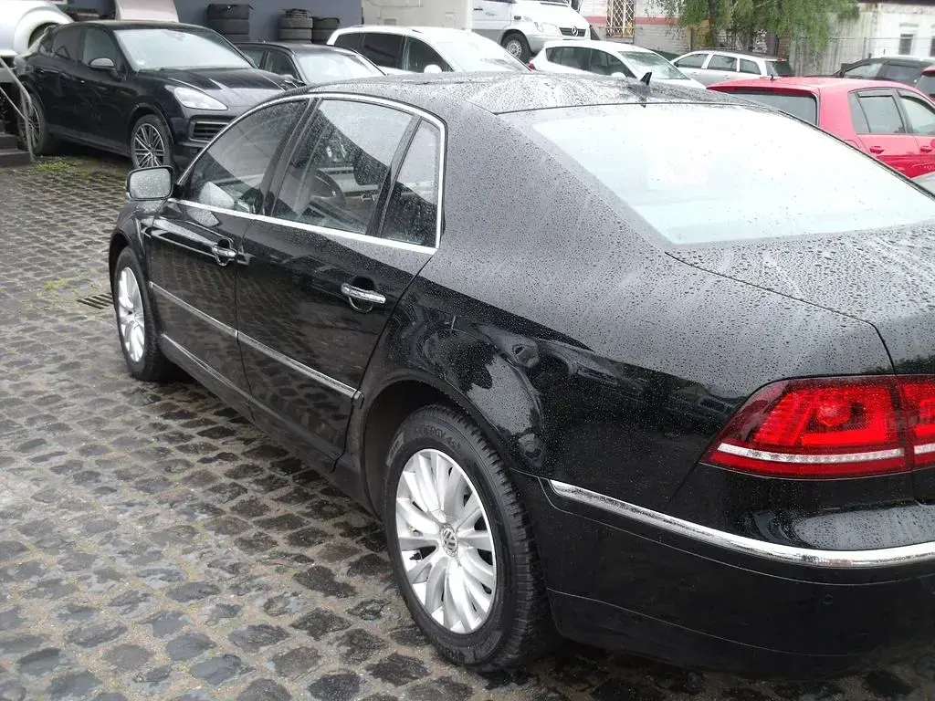 Gebraucht VW Phaeton 239 PS (175 kW) 2013 Schwarz Limousine