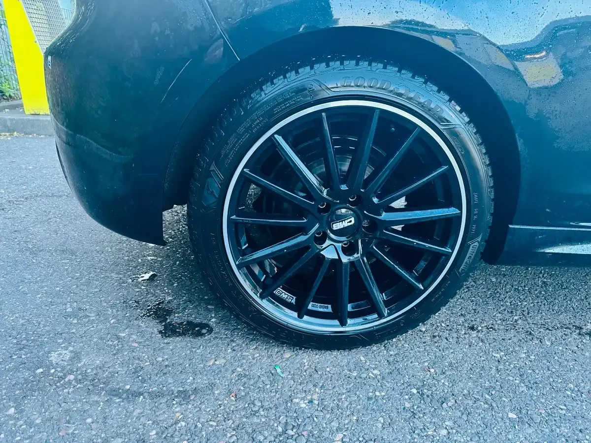 Gebraucht VW Golf Edition 122 PS (89 kW) 2012 Schwarz Coupé