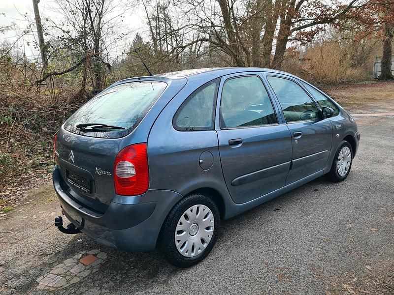 Gebraucht Citroën Xsara 95 PS (69 kW) 2005 Blau Van / Kleinbus