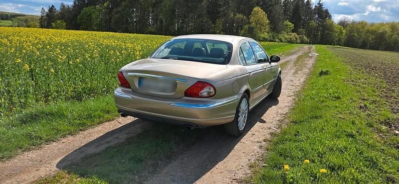 Second-hand Jaguar X-type 196 CP (144 kW) 2003 Auriu Berlinǎ