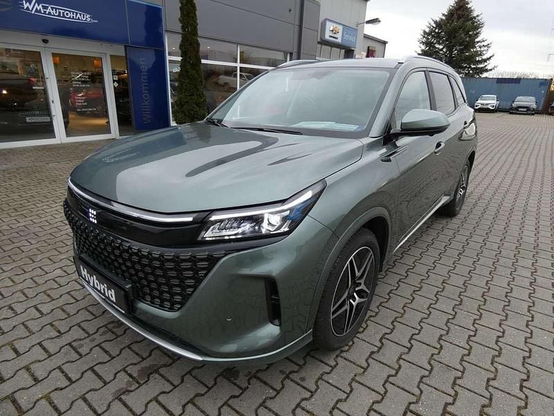 Neu DFSK E5 177 PS (130 kW) 2025 Grün SUV