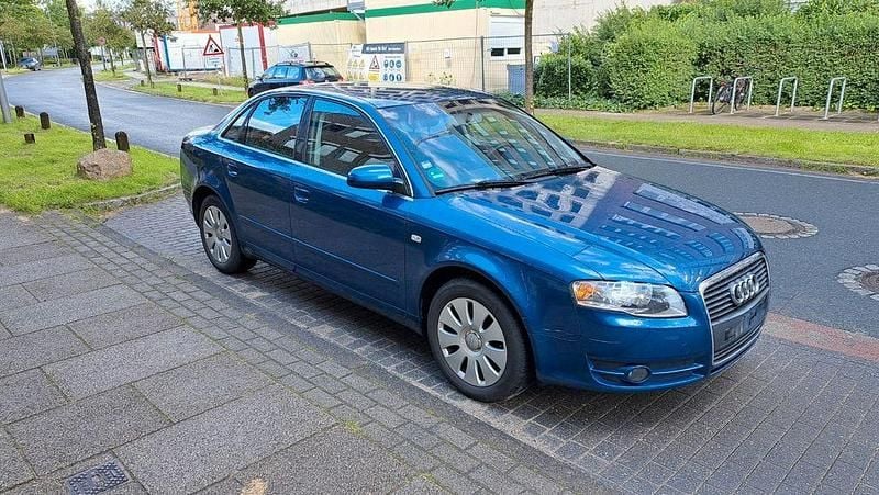 Blau Gebraucht 2005 Audi A4 S-Line Limousine | 2.700 € (Guter Preis) - Bild 1/4