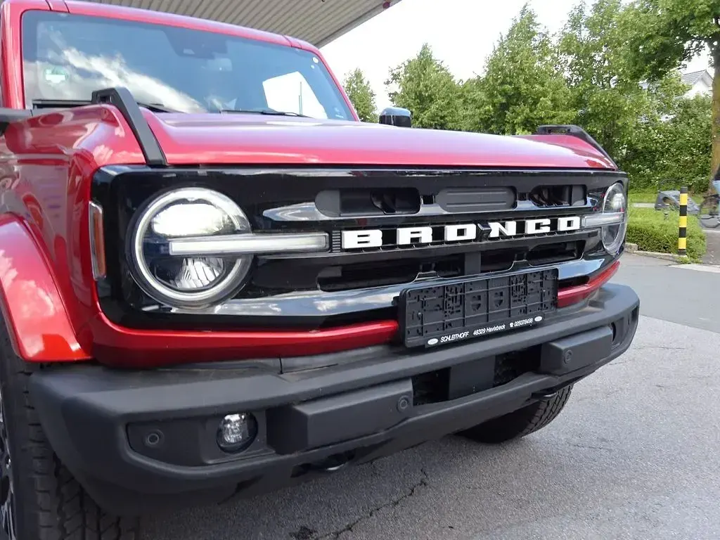Gebraucht Ford Bronco Outer Banks 310 PS (228 kW) 2025 Rot SUV