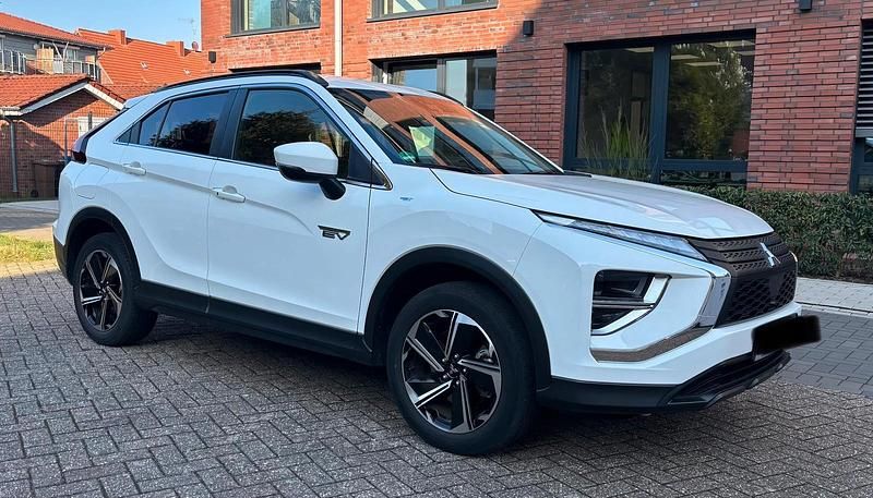 Second-hand Mitsubishi Eclipse Cross 188 CP (138 kW) 2022 Alb SUV