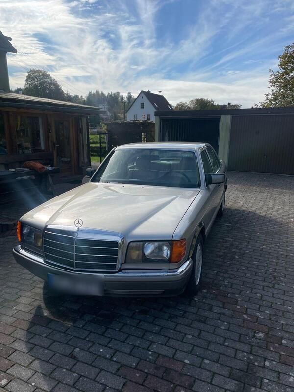 Silber Gebraucht 1987 Mercedes 300 SE Limousine | 15.500 € - Bild 1/4
