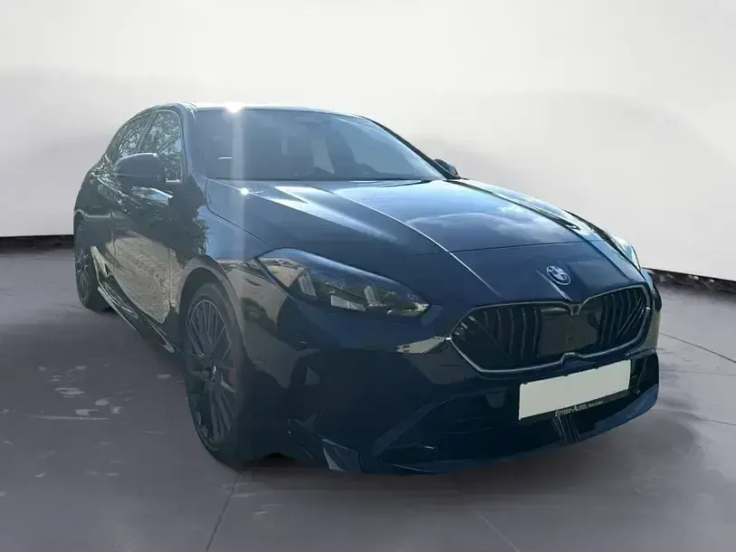 Gebraucht BMW 120 M Sport 163 PS (119 kW) 2025 Tansanitblau ii metallic Kleinwagen