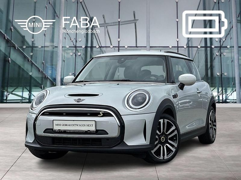 Weiß Gebraucht 2022 Mini Cooper SE Classic Kleinwagen | 17.950 € (Fairer Preis) - Bild 1/4