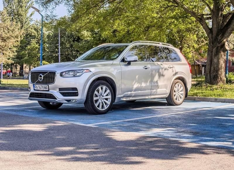 Silber Gebraucht 2016 Volvo XC90 Momentum SUV | 21.500 € (Superpreis) - Bild 1/4