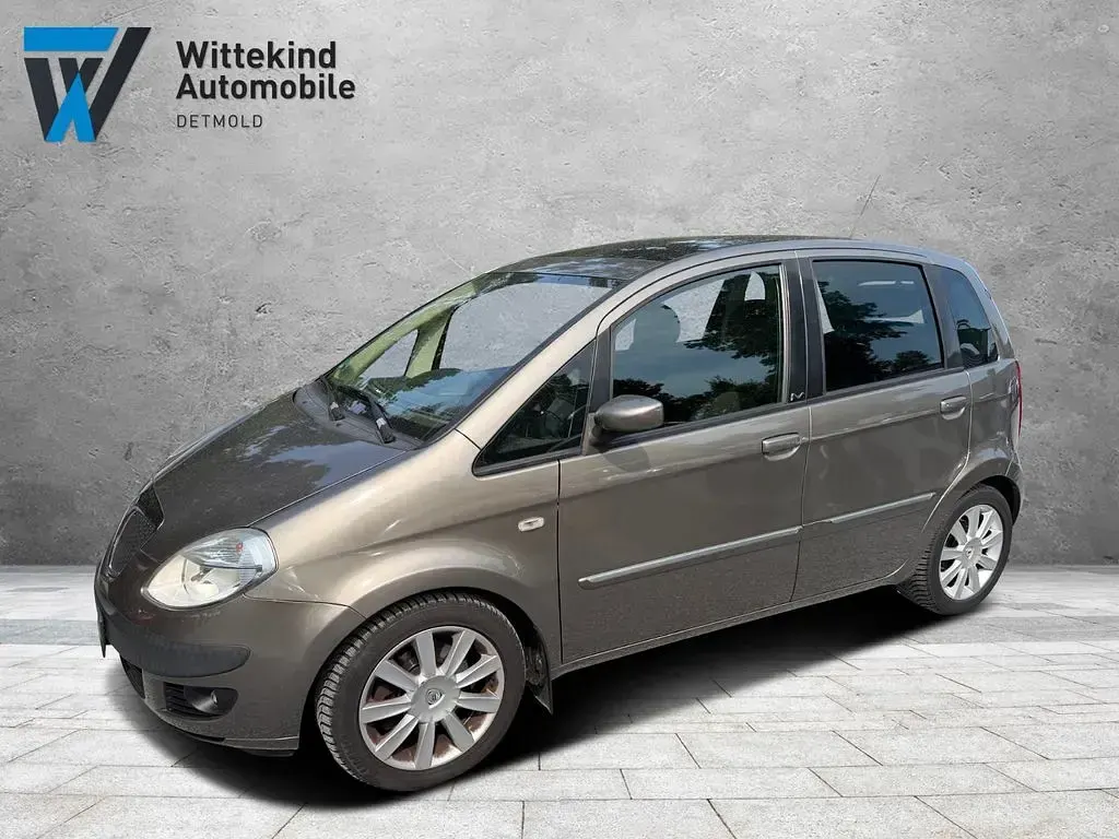 Gebraucht Lancia Musa 90 PS (66 kW) 2007 Grau Van / Kleinbus