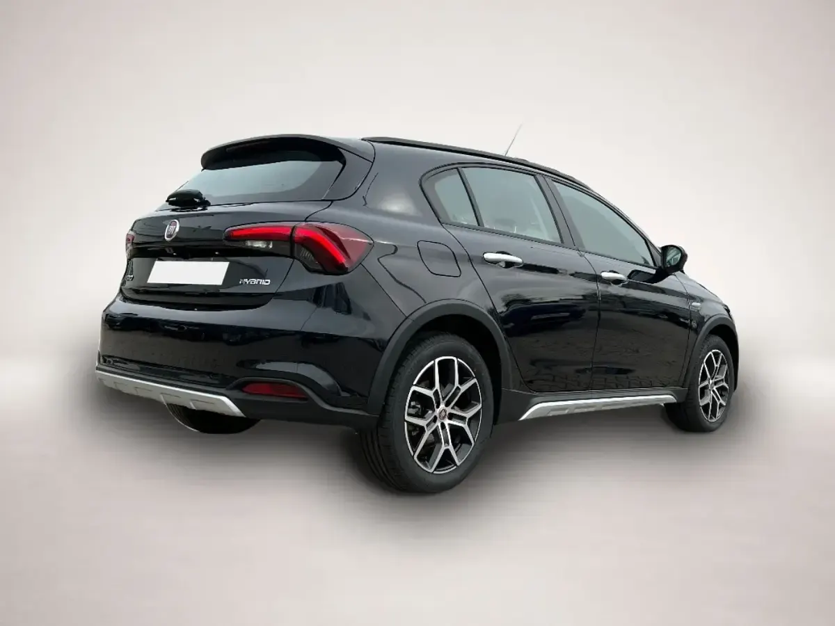 Gebraucht Fiat Tipo Cross 131 PS (96 kW) 2024 Schwarz Kleinwagen