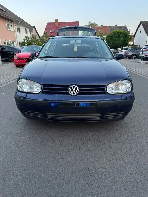 Usata VW Golf IV Basis 75 CV (55 kW) 2001 Blu Berlina