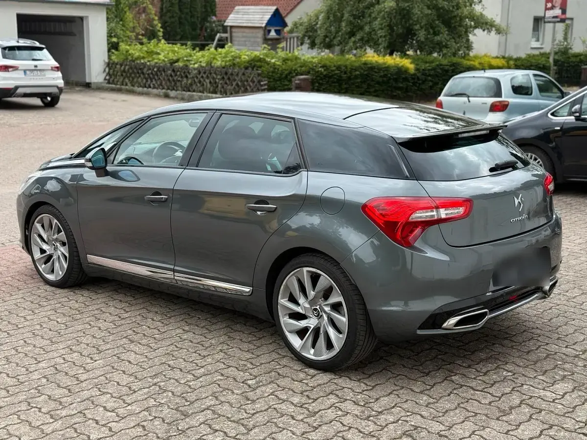 Gebraucht Citroën DS5 200 PS (147 kW) 2012 Grau Kleinwagen
