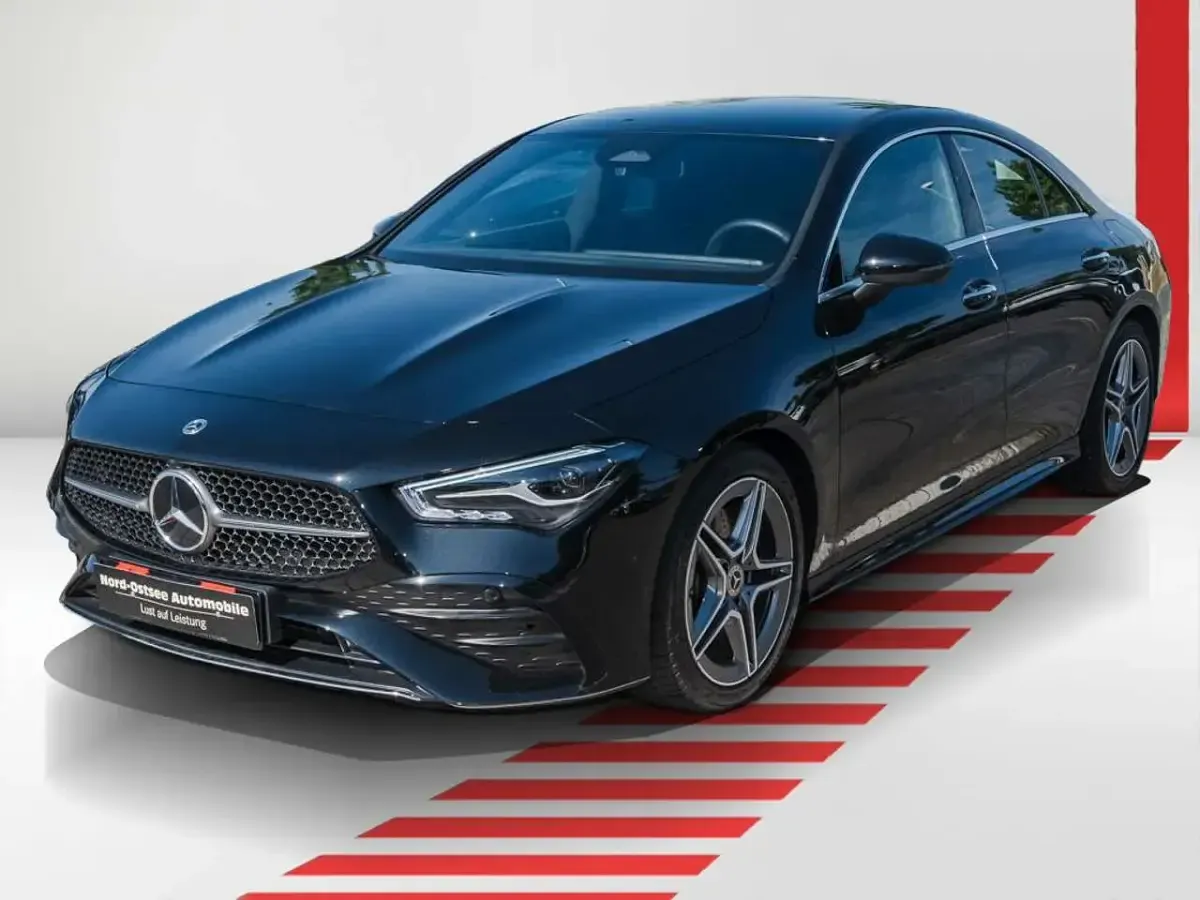 Gebraucht Mercedes CLA200 AMG 163 PS (119 kW) 2025 Schwarz Coupé